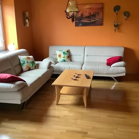 Dom wakacyjny Heinrichs Ferienhaus *